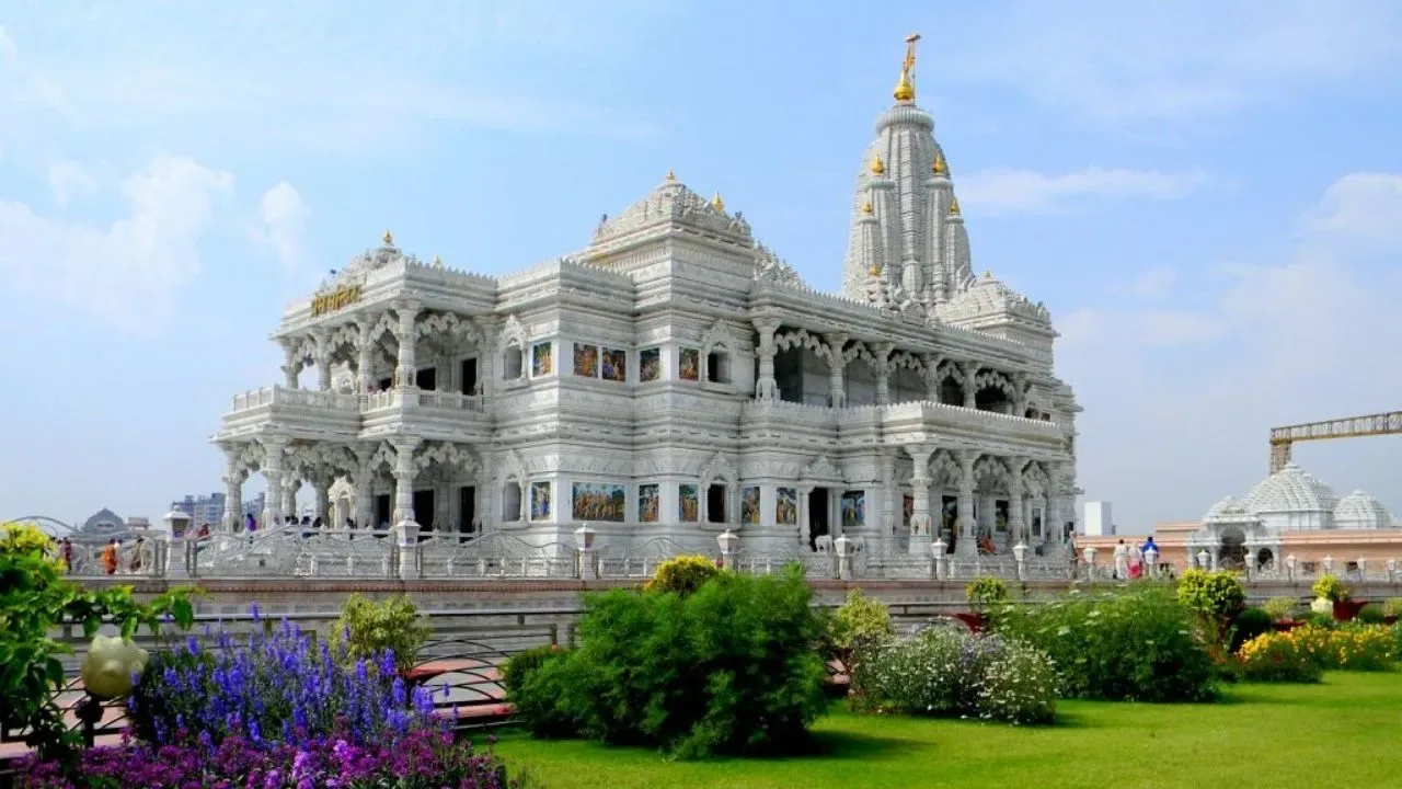 Same Day Mathura Vrindavan And Agra Tour  By Car